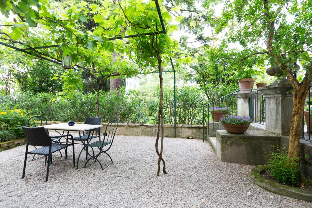 B&B Corte Delle Muse San Felice del Benaco Exteriér fotografie