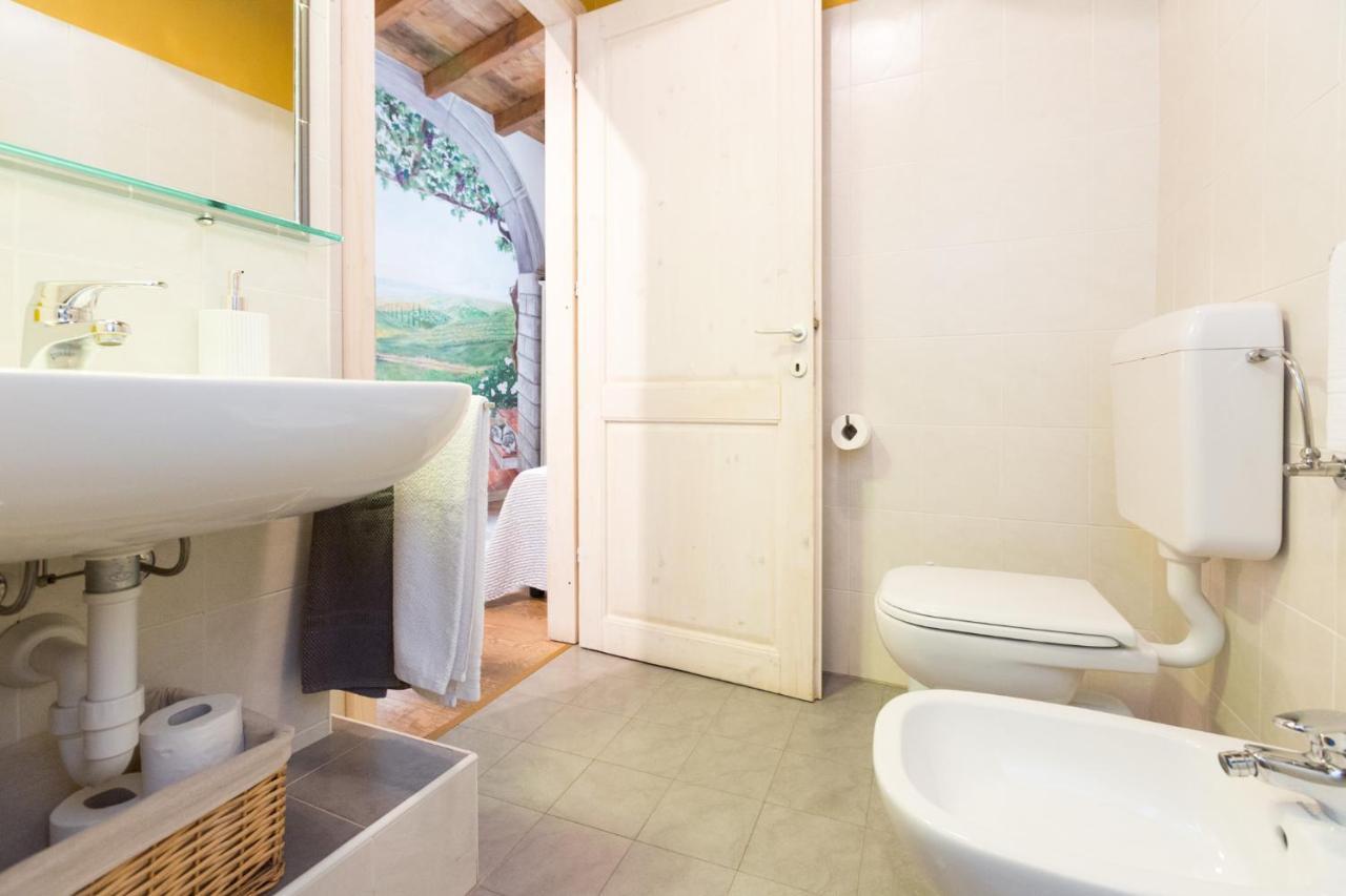 B&B Corte Delle Muse San Felice del Benaco Exteriér fotografie